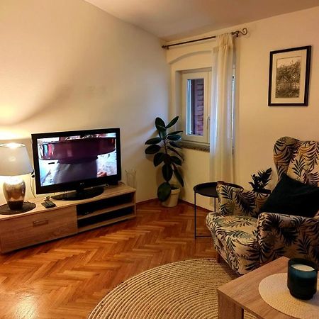 אופטיה Apartment Albina מראה חיצוני תמונה