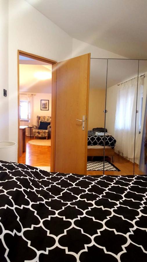 אופטיה Apartment Albina מראה חיצוני תמונה